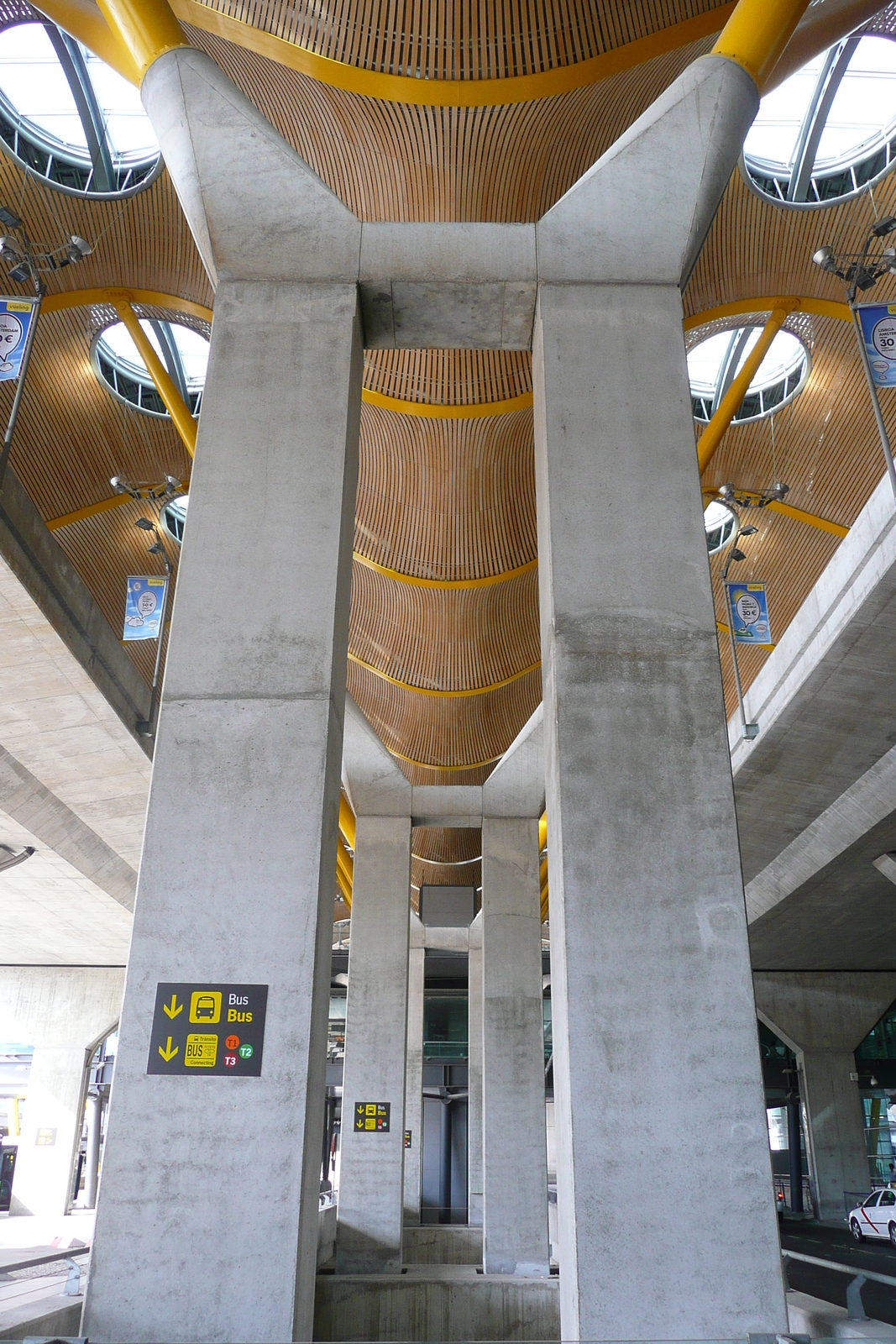 Picture Spain Madrid Barajas Airport 2007-09 13 - Picture Barajas Airport