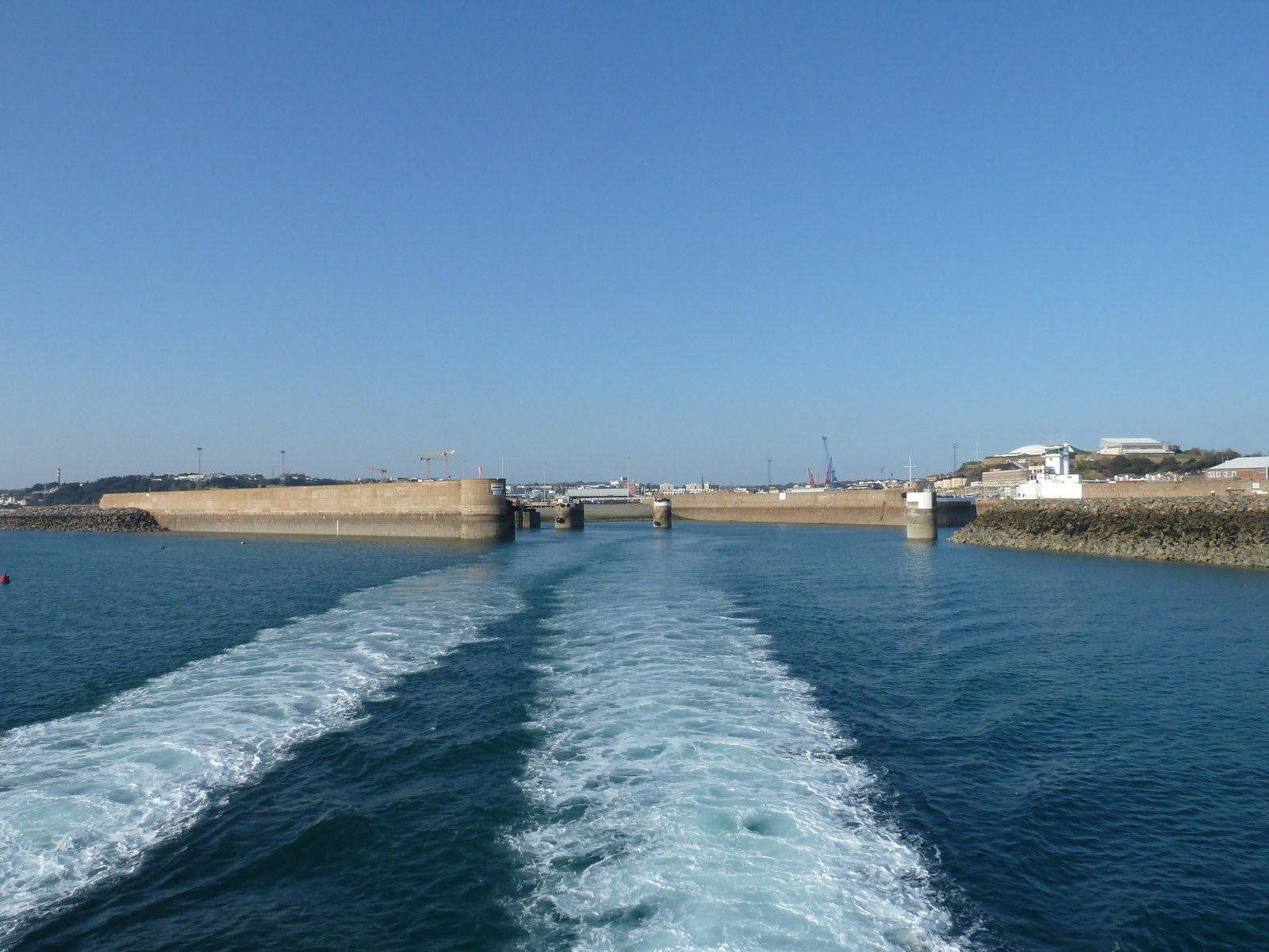 Picture France Boat from St Malo to Jersey 2010-04 56 - Photo Boat from St Malo to Jersey