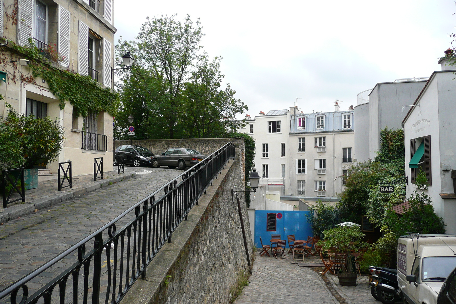 Picture France Paris Montmartre 2007-06 29 - Travels Montmartre