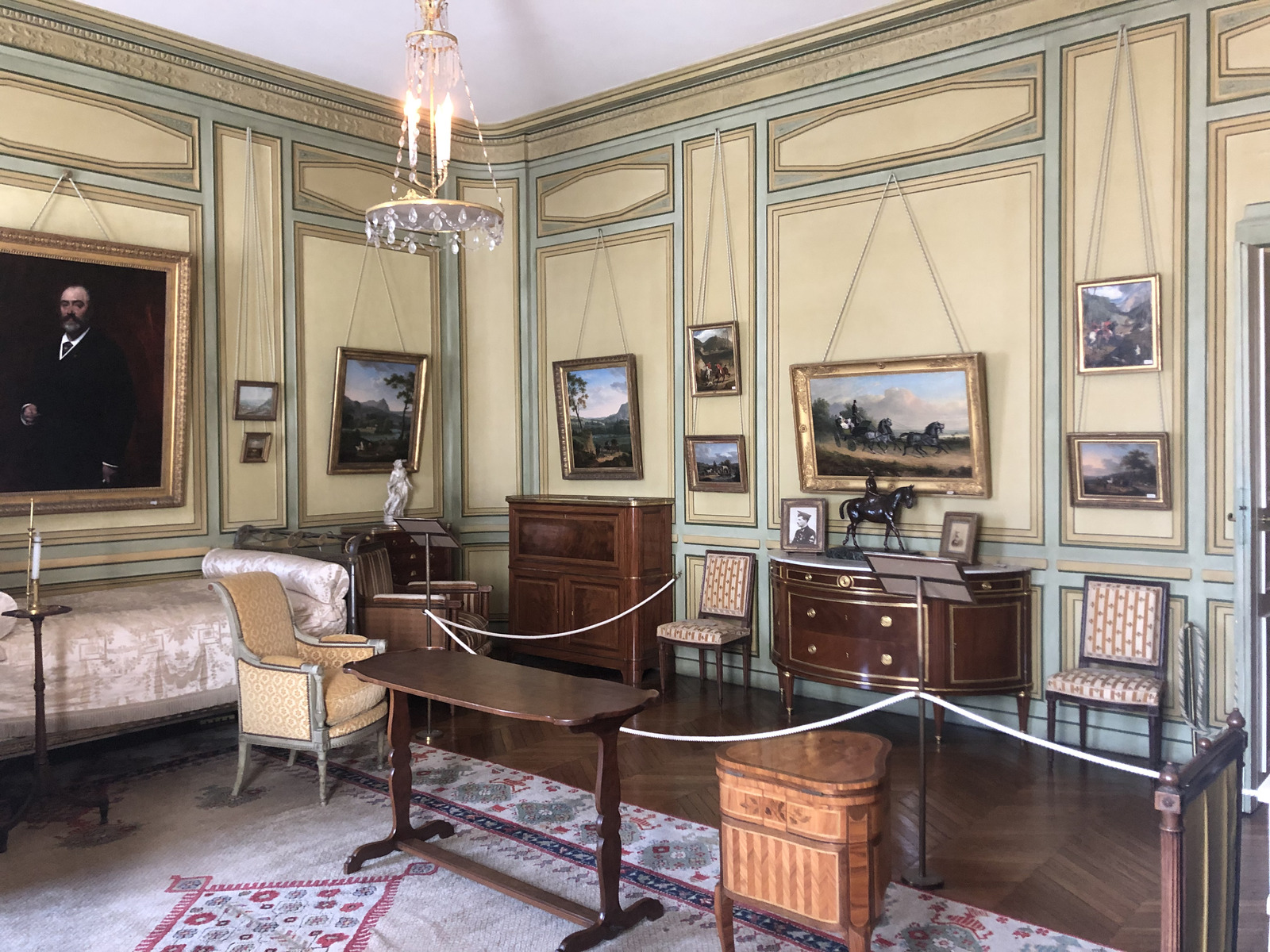 Picture France Paris Nissim de Camondo Museum 2019-09 12 - Car Nissim de Camondo Museum