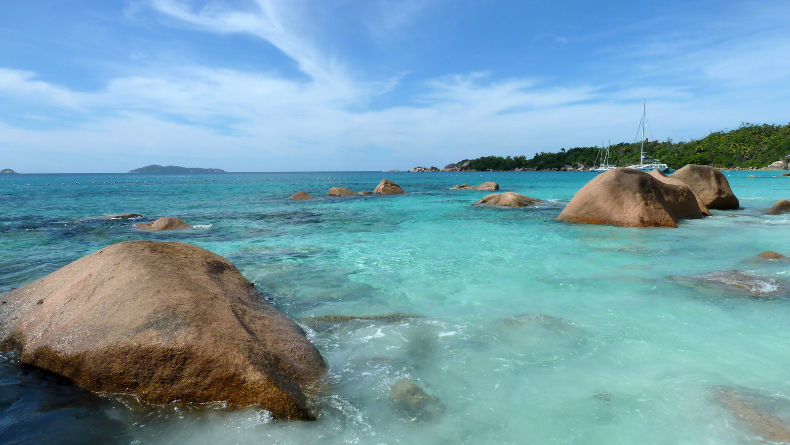 Picture Seychelles Anse Lazio 2011-10 132 - Flight Anse Lazio