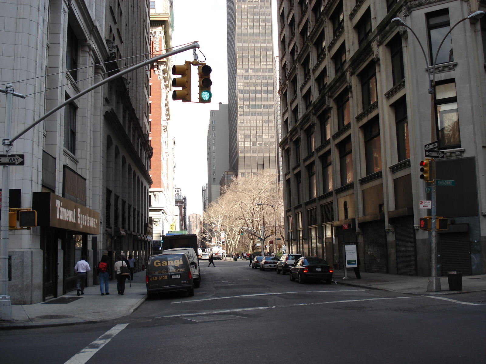 Picture United States New York Up Broadway 2006-03 14 - Store Up Broadway