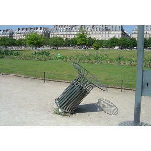 Picture France Paris Garden of Tuileries 2007-05 285 - Travels Garden of Tuileries