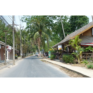 Picture Thailand Ko Chang Island road 2011-02 26 - Road Island road