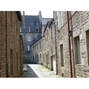 Picture France Dinan 2010-04 7 - Store Dinan