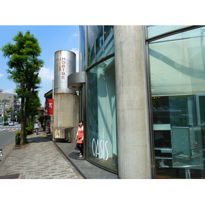 Picture Japan Tokyo Omotesando 2010-06 8 - Photographers Omotesando