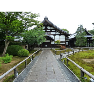 Picture Japan Kyoto Ninenzaka 2010-06 53 - Flight Ninenzaka