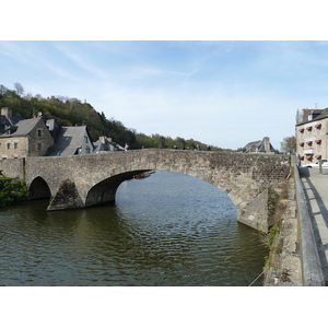 Picture France Dinan Dinan Riverside 2010-04 20 - Perspective Dinan Riverside