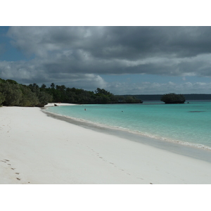 Picture New Caledonia Lifou Luengoni Beach 2010-05 28 - Perspective Luengoni Beach