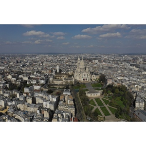 Picture France Paris lockdown 2020-03 92 - Shopping Mall Paris lockdown