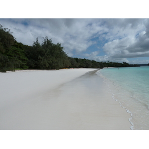 Picture New Caledonia Lifou Luengoni Beach 2010-05 30 - Flight Luengoni Beach