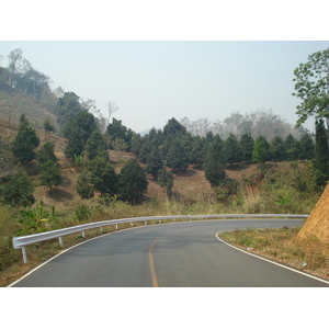 Picture Thailand Pang Mapha to Pai road 2007-02 4 - Perspective Pang Mapha to Pai road