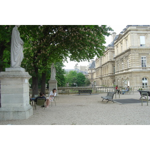 Picture France Paris Luxembourg Garden 2007-04 102 - Photographer Luxembourg Garden