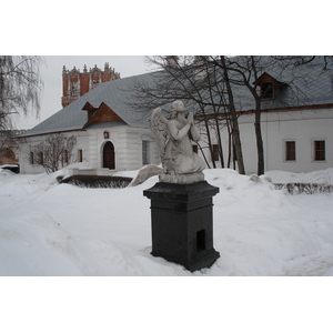 Picture Russia Moscow New Maiden convent and cemetery 2006-03 14 - Flight New Maiden convent and cemetery