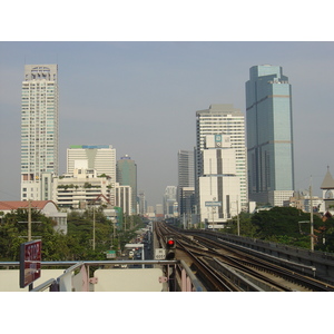 Picture Thailand Bangkok Sky Train 2004-12 83 - Perspective Sky Train