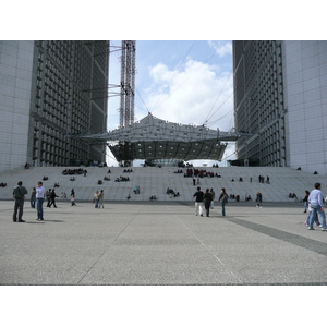 Picture France Paris La Defense 2007-05 160 - Perspective La Defense