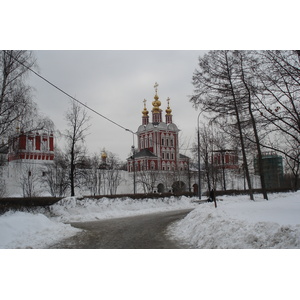 Picture Russia Moscow New Maiden convent and cemetery 2006-03 2 - Car New Maiden convent and cemetery