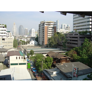 Picture Thailand Bangkok Sky Train 2004-12 54 - Perspective Sky Train