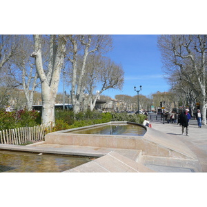 Picture France Aix en Provence Place du General de Gaulle 2008-04 25 - Photographers Place du General de Gaulle