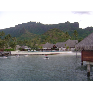 Picture Polynesia Moorea Pearl Resort Hotel 2006-04 6 - Perspective Pearl Resort Hotel