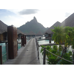 Picture Polynesia Meridien Bora Bora Hotel 2006-04 106 - Perspective Meridien Bora Bora Hotel