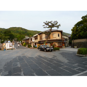 Picture Japan Kyoto Ninenzaka 2010-06 24 - Photographer Ninenzaka