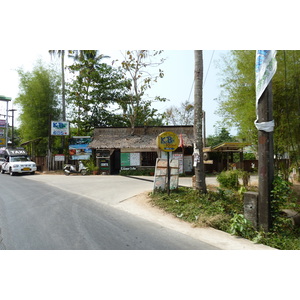 Picture Thailand Ko Chang Klong Prao beach 2011-02 49 - Tourist Klong Prao beach