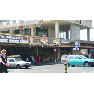 Picture Israel Tel Aviv Ibn Gvirol Street 2007-06 28 - Trips Ibn Gvirol Street