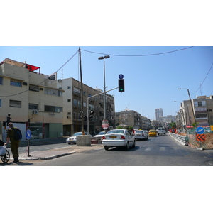 Picture Israel Tel Aviv Ibn Gvirol Street 2007-06 59 - Photographer Ibn Gvirol Street