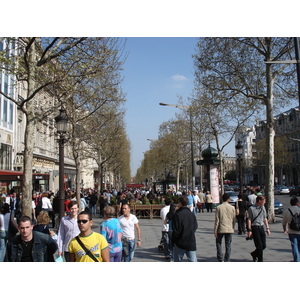 Picture France Paris Champs Elysees 2006-04 20 - Car Champs Elysees