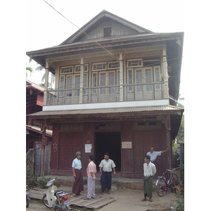 Picture Myanmar Dawei (TAVOY) 2005-01 45 - Shopping Mall Dawei (TAVOY)