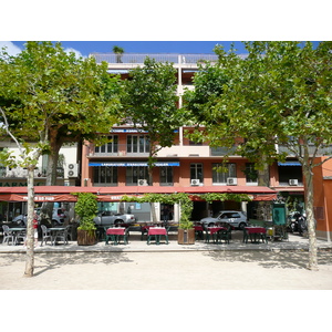 Picture France Vence Place du Grand Jardin 2007-07 17 - Car Rental Place du Grand Jardin