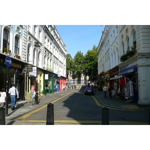 Picture United Kingdom London Museum Street 2007-09 1 - Perspective Museum Street