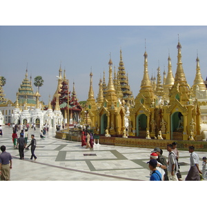 Picture Myanmar Yangon Shwedagon Pagoda 2005-01 40 - Travels Shwedagon Pagoda