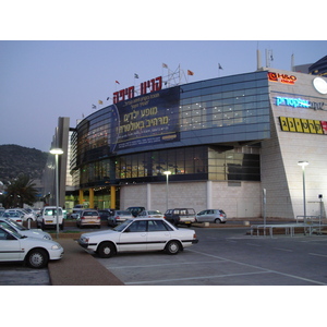 Picture Israel Haifa Haifa mall 2006-12 11 - Photos Haifa mall