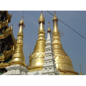 Picture Myanmar Yangon Shwedagon Pagoda 2005-01 19 - Sightseeing Shwedagon Pagoda