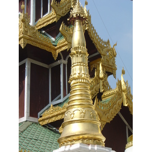 Picture Myanmar Yangon Shwedagon Pagoda 2005-01 22 - View Shwedagon Pagoda