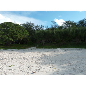 Picture New Caledonia Lifou Chateaubriant bay 2010-05 38 - Tourist Chateaubriant bay