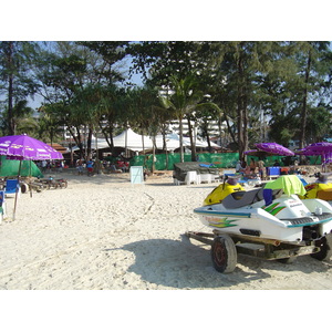 Picture Thailand Phuket Patong Beach 2005-12 65 - Car Rental Beach