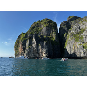 Picture Thailand Ko Phi Phi Ley 2021-12 108 - Perspective Ko Phi Phi Ley