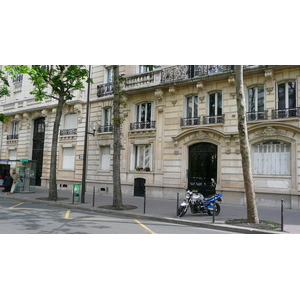 Picture France Paris 17th Arrondissement Boulevard Pereire 2007-05 2 - Photographer Boulevard Pereire