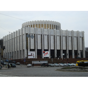 Picture Ukraine Kiev Kreschatyk Street 2007-03 59 - View Kreschatyk Street