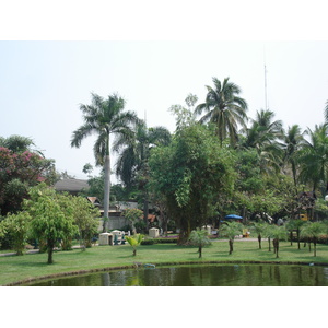 Picture Thailand Chiang Mai Inside Canal Buak Had Park 2006-04 16 - Tourist Attraction Buak Had Park