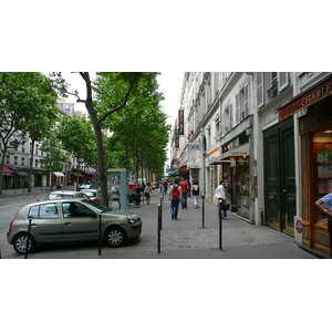 Picture France Paris 8th Arrondissement Rue Tronchet 2007-05 9 - Tourist Rue Tronchet