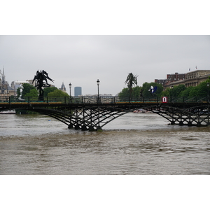 Picture France Paris Seine river 2016-06 28 - Tourist Places Seine river