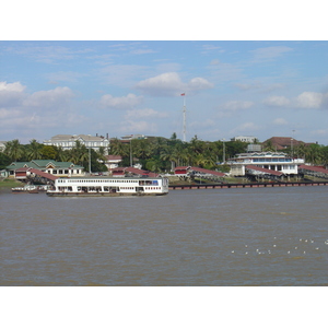 Picture Myanmar Yangon 2005-01 75 - Tourist Attraction Yangon