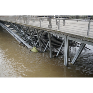 Picture France Paris Seine river 2016-06 49 - Road Map Seine river