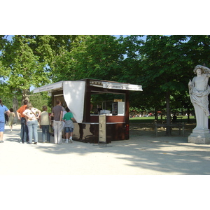 Picture France Paris Garden of Tuileries 2007-05 189 - Picture Garden of Tuileries