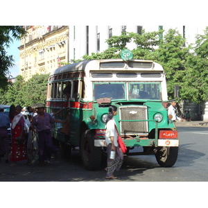 Picture Myanmar Yangon 2005-01 200 - Perspective Yangon