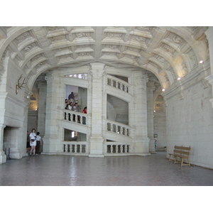 Picture France Chambord 2003-05 52 - Perspective Chambord